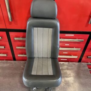 Cessna Cardinal Pilot Seat